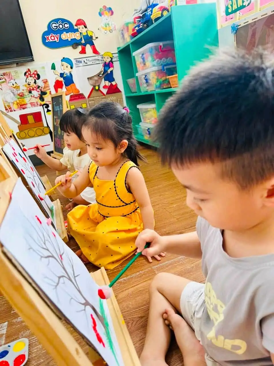 TRƯỜNG MẦM NON MĂT TRỜI BÉ CON